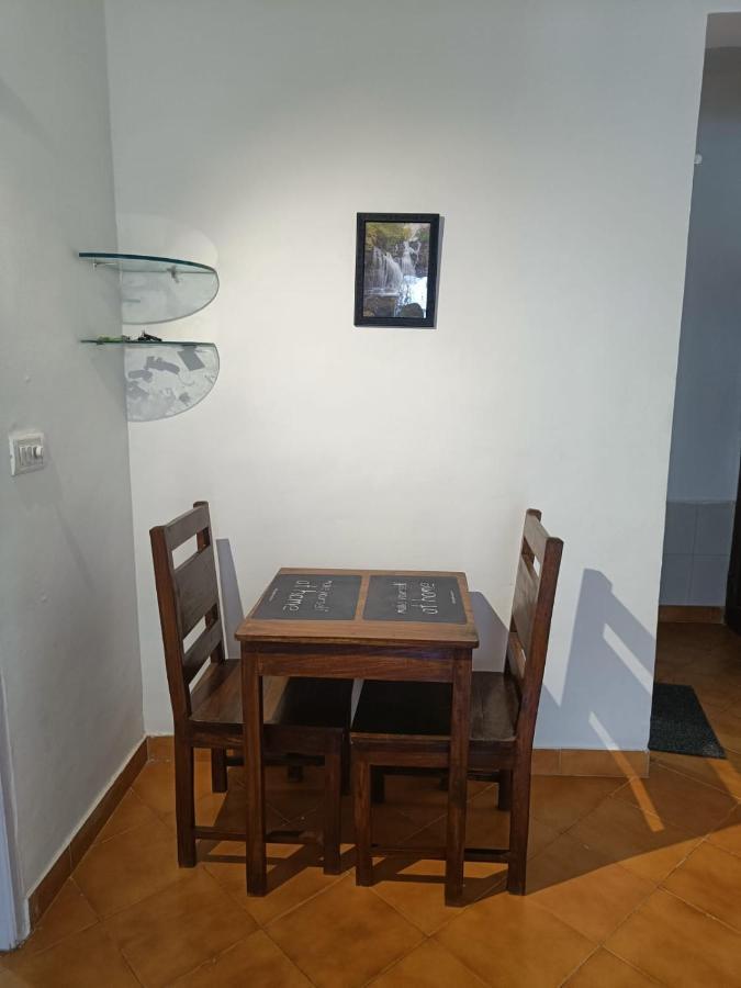 Contemporary Studio Apartment In Calangute, Goa Kültér fotó